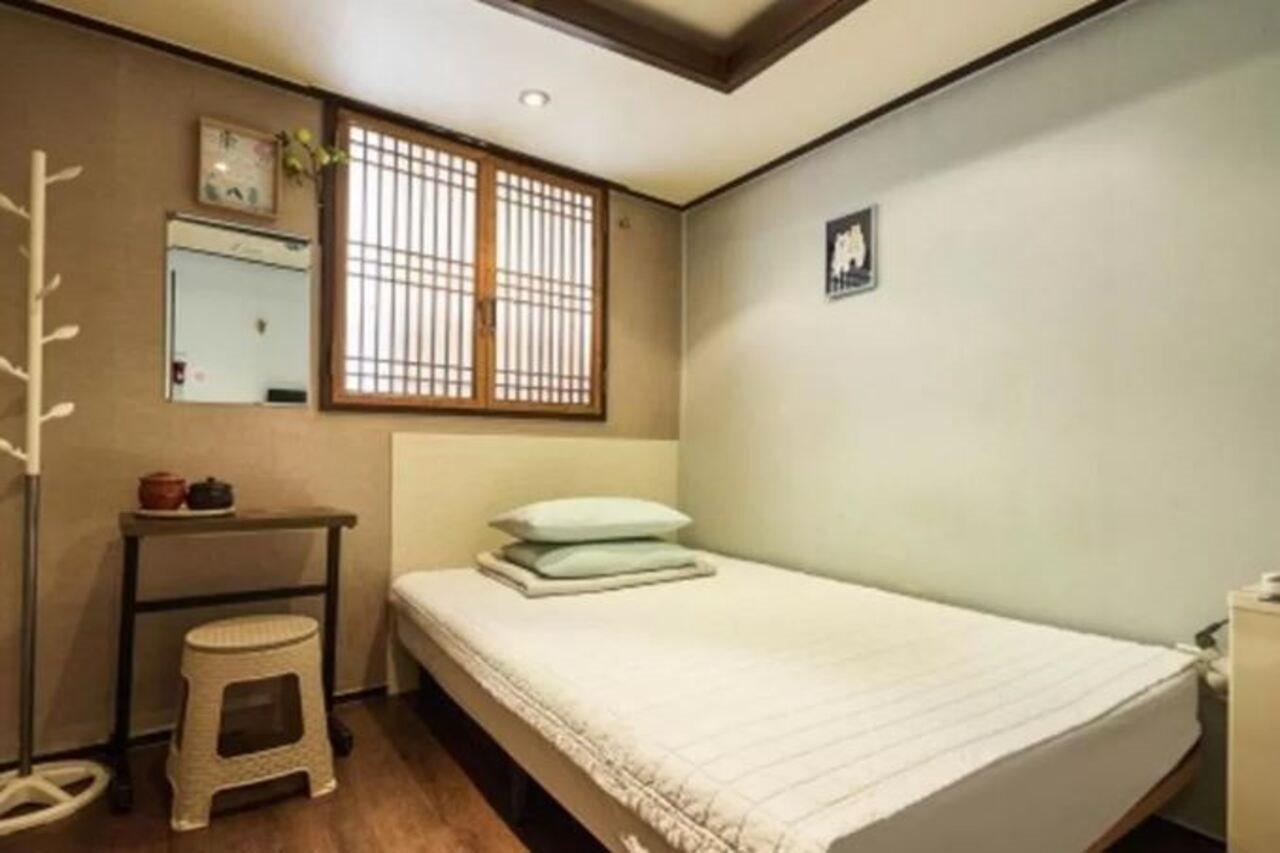 Red Panda Hotel Сеул Екстериор снимка
